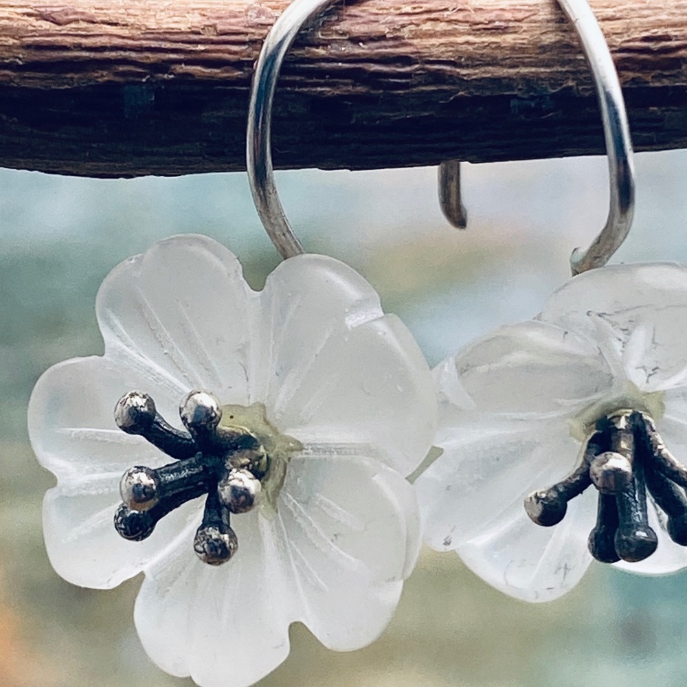 Flower earrings sterling silver &frosted crystal - Picture 6 of 8